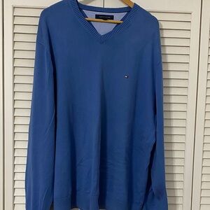 Tommy Hilfiger Men's V-Neck Sweater in Blue